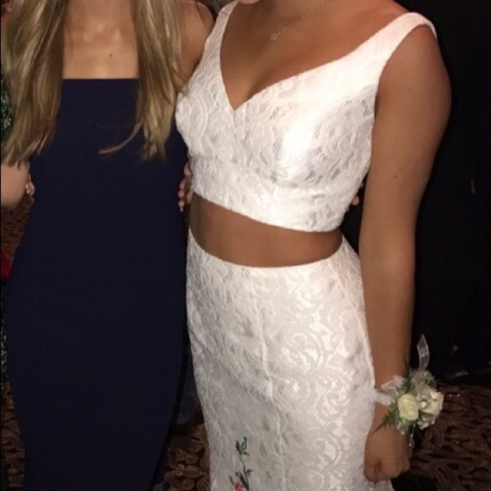 2 piece sherri hill